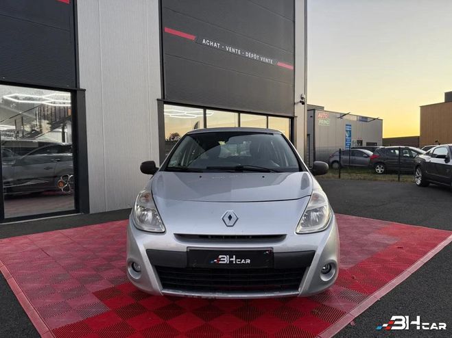 Renault Clio 1.5 DCI 75 DYNAMIQUE / CLIMATISATION Gris de 2011