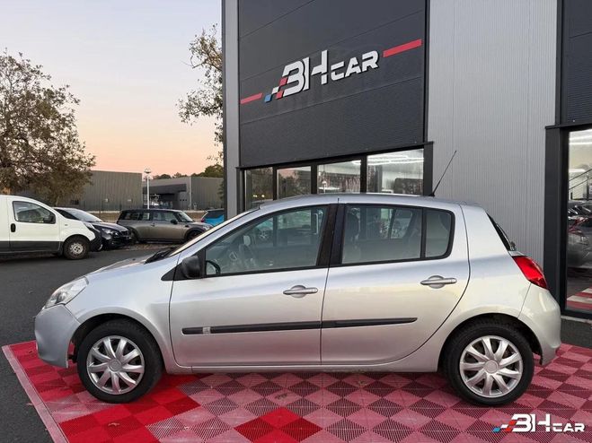 Renault Clio 1.5 DCI 75 DYNAMIQUE / CLIMATISATION Gris de 2011
