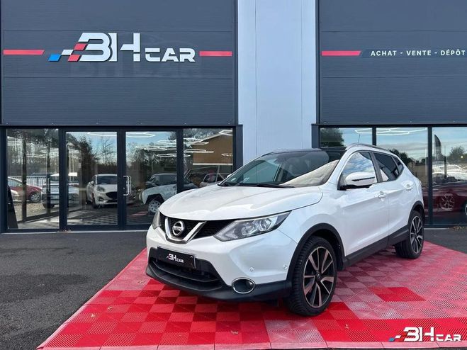 Cliquer pour voir la photo suivante Nissan Qashqai 1.6 DCI 130 TECKNA Blanc de 2015