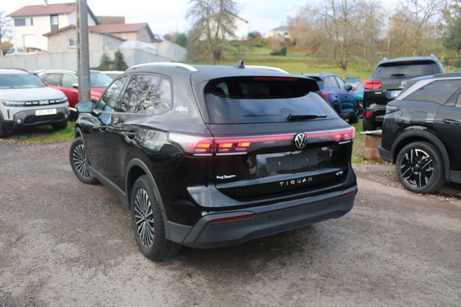 Volkswagen Tiguan 5 GOAL E-TSI 150 CV HYBRIDE GPS 3D USB J Noir Intense de 2025
