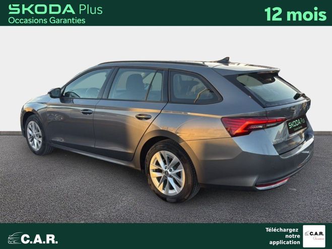Skoda Octavia Combi 2.0 TDI 150 ch SCR DSG7 Selection Gris de 2024