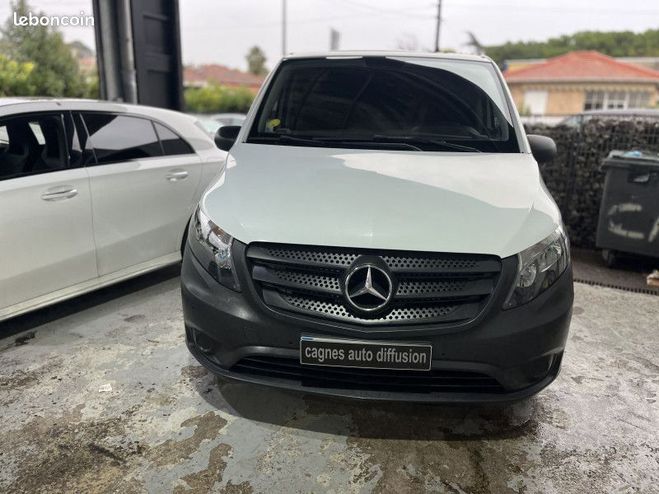 Mercedes Vito FG 111 CDI LONG E6 Blanc de 2017