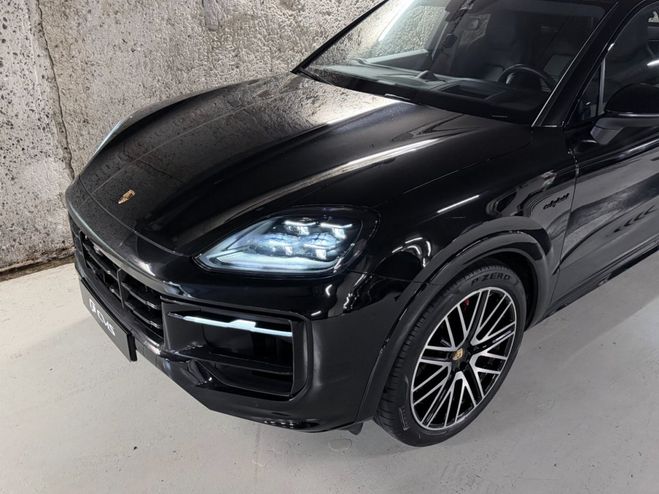 Porsche Cayenne III.II Coupe E-Hybrid 3.0 470 Noir metal de 2024