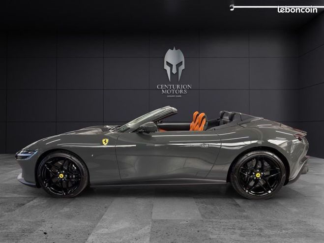 Ferrari Roma spider 3.9 v8 620 Gris de 2024