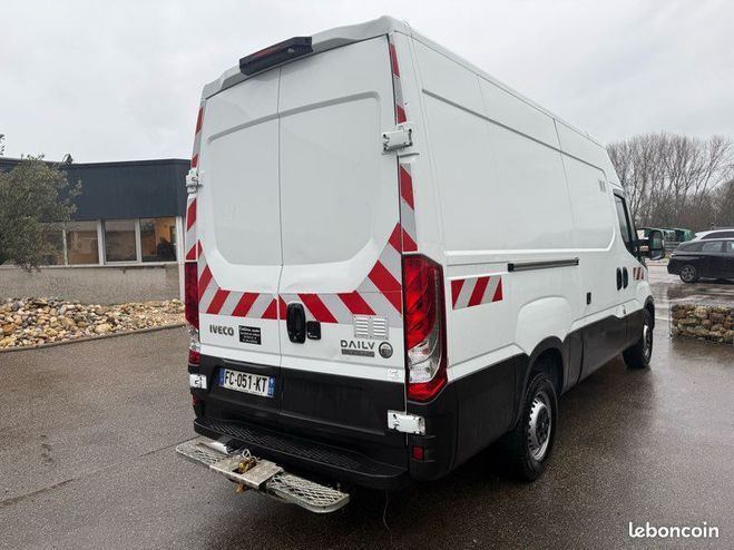 Iveco Daily 10990 ht fourgon l2h2 BVA  de 2019