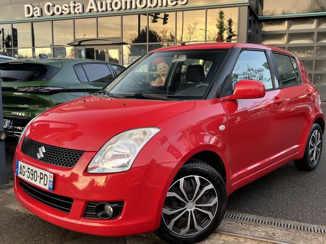 Suzuki Swift II 1.3 i 93 Cv 5 PORTES / CLIMATISATION  Rouge de 2009
