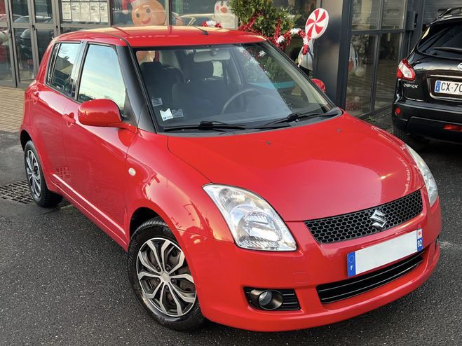 Suzuki Swift II 1.3 i 93 Cv 5 PORTES / CLIMATISATION  Rouge de 2009