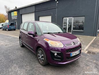  Voir d&eacute;tails -Citroen C3 Picasso 1l2 essence VTI 110 chx &agrave; Douai (59)