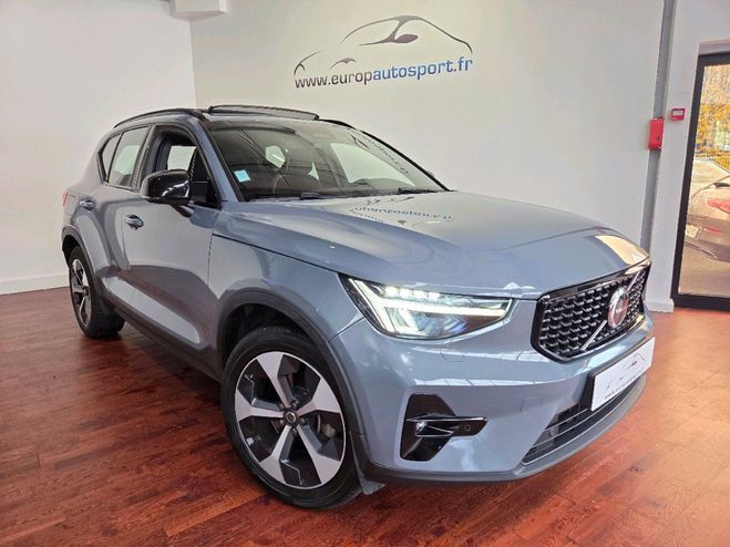 Volvo XC40 B3 163CH ULTIMATE DCT 7 Vert de 2023