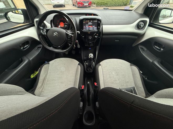 Citroen C1 puretech 82ch shine toit ouvrant camera  Blanc de 2017