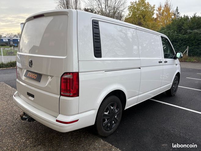 Volkswagen Transporter fourgon 2.0 tdi 205 l2h1 confort   attel Blanc de 2016