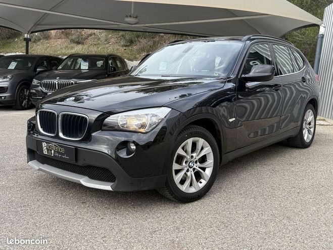 BMW X1 (E84) XDRIVE18D 143CH LUXE Noir de 2012