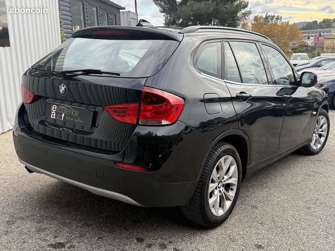 BMW X1 (E84) XDRIVE18D 143CH LUXE Noir de 2012