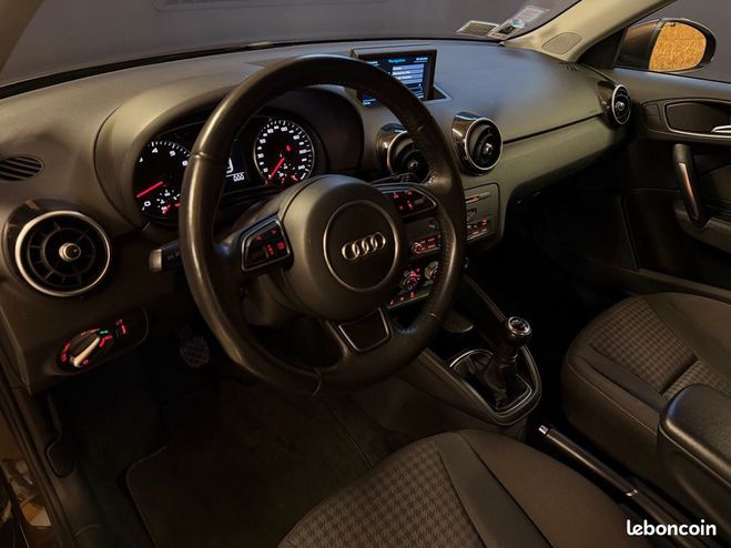 Audi A1 Sportback 2 1.4 tfsi 125 suivi a jour ga Marron de 2014