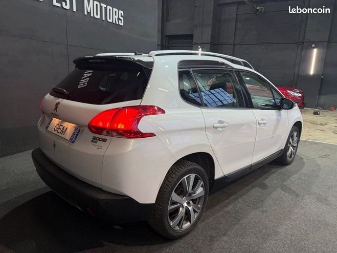 Peugeot 2008 1.6 HDI ALLURE (115cv) 86023 kms deuxi�m Blanc de 2013