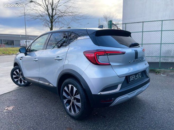 Renault Captur II 1.6 E-Tech Hybride 145ch Techno Gris de 2023