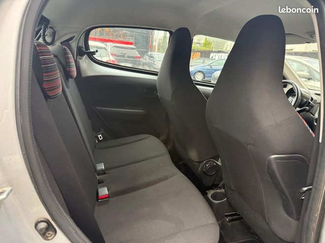 Citroen C1 VTI 68 FEEL ETG 5P Gris de 2016