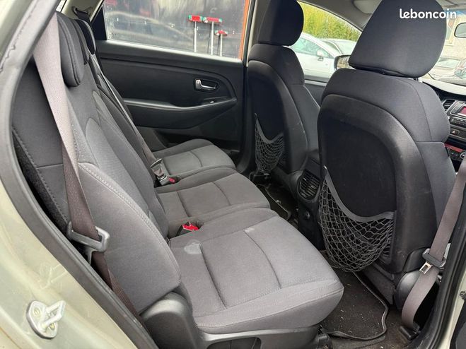 Kia Carens 1.6 GDI 135CH ACTIVE ISG 5 PLACES Gris de 2013