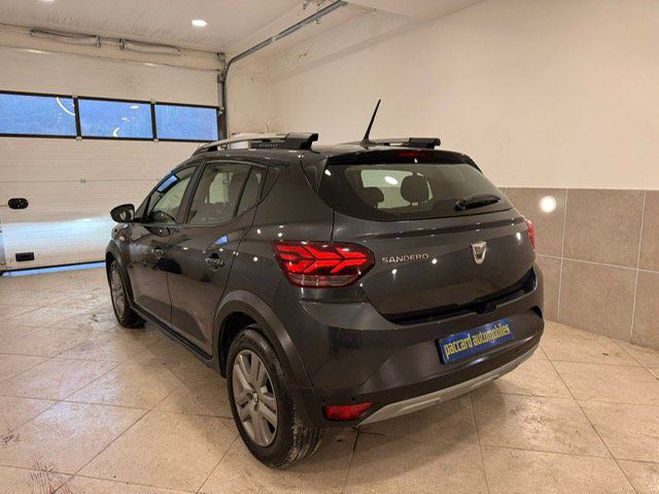 Dacia Sandero stepway tce 90cv confort GRIS F de 2021