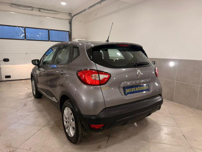 Renault Captur DCI 90cv ENERGY BUSINESS E6 ECO2 GRIS de 2016