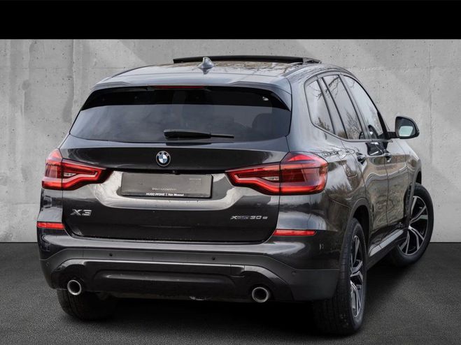 BMW X3 xDrive30e. 184Ch Attelage. Affichage t�t Gris M�tallis� de 2021