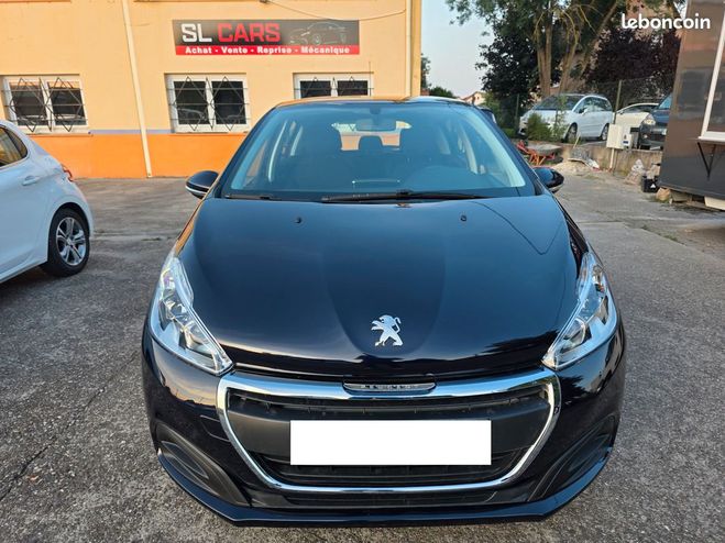 Peugeot 208 1.2l 82ch Active � partir de 111.11 -moi Bleu de 2018