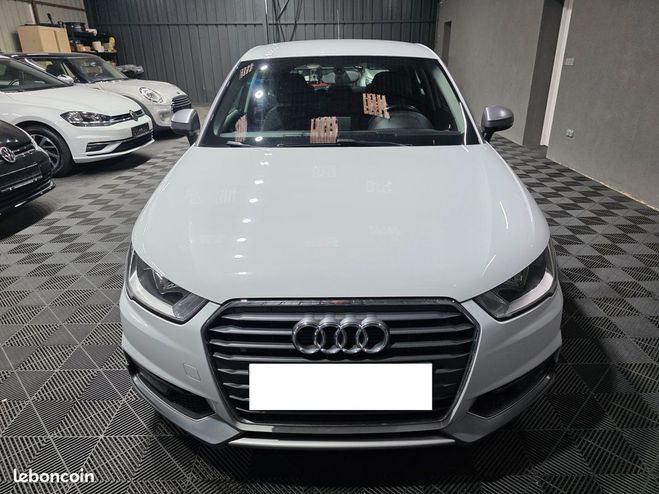 Audi A1 1.0 TFSI 95ch Ultra Style � partir de 19  de 2016