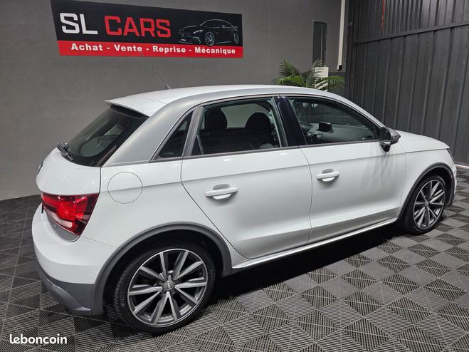 Audi A1 1.0 TFSI 95ch Ultra Style � partir de 19  de 2016