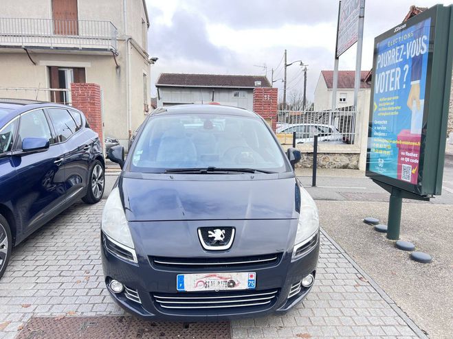 Peugeot 5008 2.0 HDi FAP Allure 5pl GRIS C de 2011