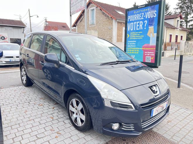 Peugeot 5008 2.0 HDi FAP Allure 5pl GRIS C de 2011