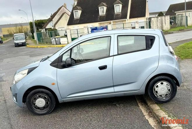 Chevrolet Spark (M300) Phase 2 1.0 i 16V 68 cv BEG Bleu de 2011
