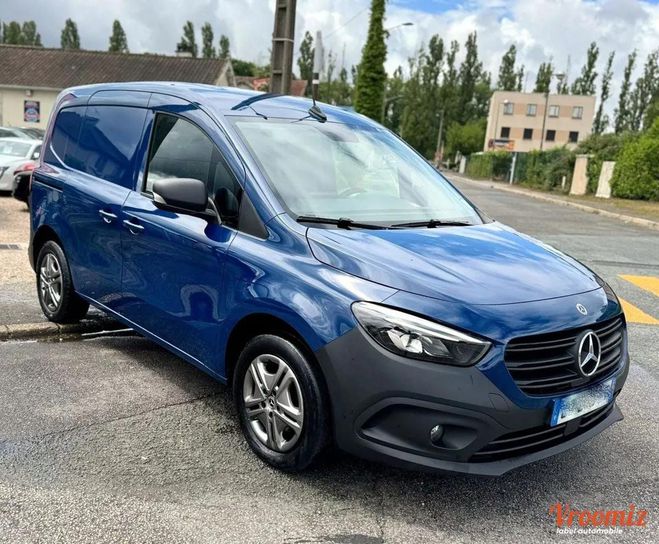 Mercedes Citan 113 ESSENCE 130CV BVM6 11/23 14000HT ENT Bleu de 2023
