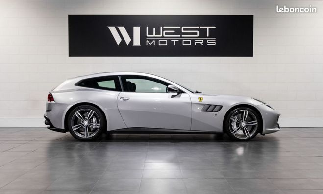 Ferrari GTC4 Lusso GTC4Lusso V12 690 Fran�aise 80Ke d?optio Gris de 2019
