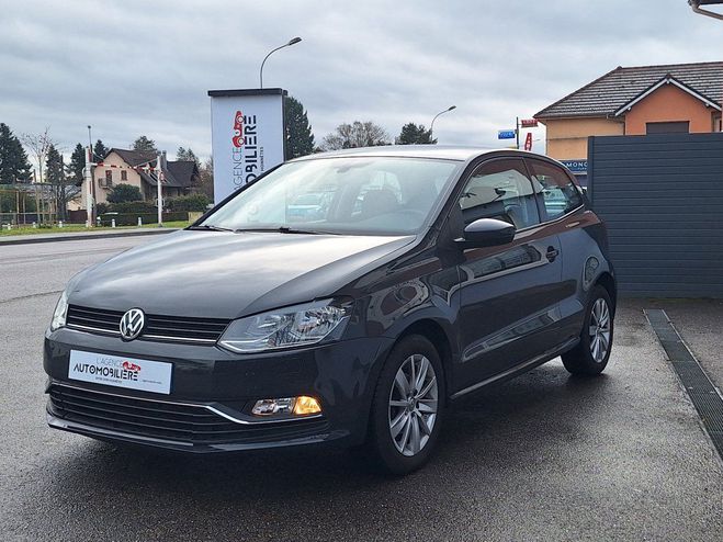 Volkswagen Polo 1.4 TDI 90 CH CONFORTLINE Gris de 2015