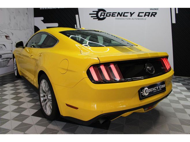 Ford Mustang Fastback 2.3 EcoBoost - 317cv / Malus pa JAUNE FONCE de 2017