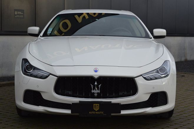 Maserati Ghibli 3.0 D V6 275 ch 65.000 km ! blanc metalis� de 2014