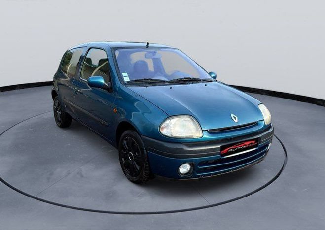 Renault Clio 2 1.6 i 90 ch pack Clim Autre de 1998