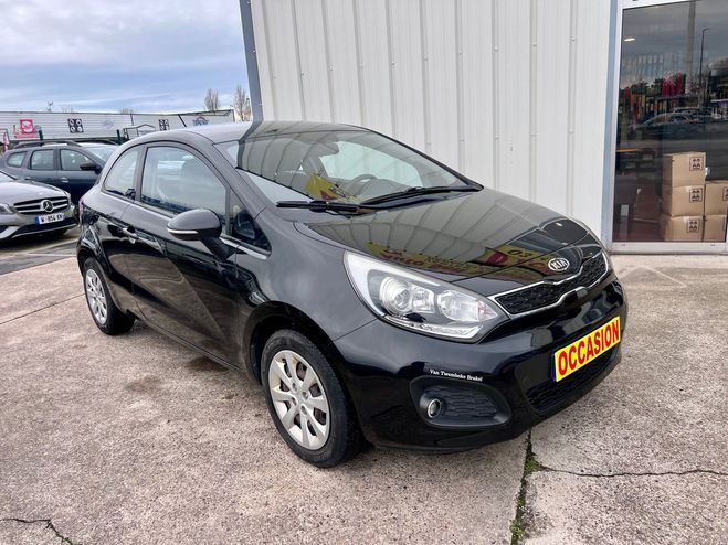 Kia Rio 1,1 CRDI 75CV /CLIM / MOTEUR A CHAINE /  Noir de 2013