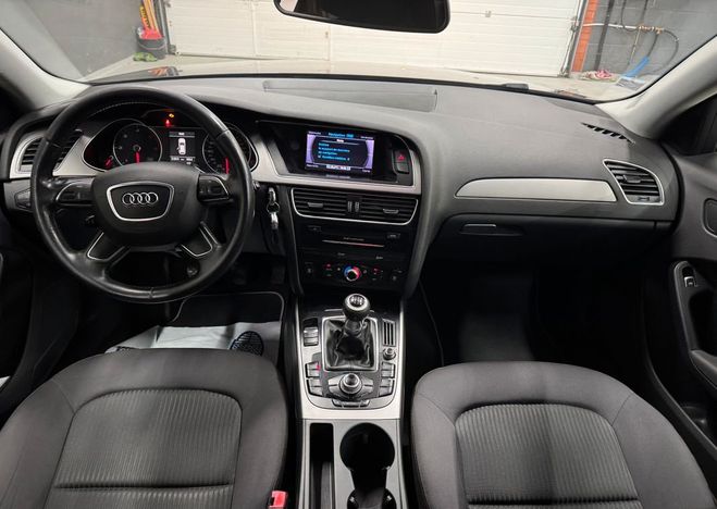 Audi A4 Avant IV (B8) 2.0 TDI 143ch DPF Ambition Gris de 2013