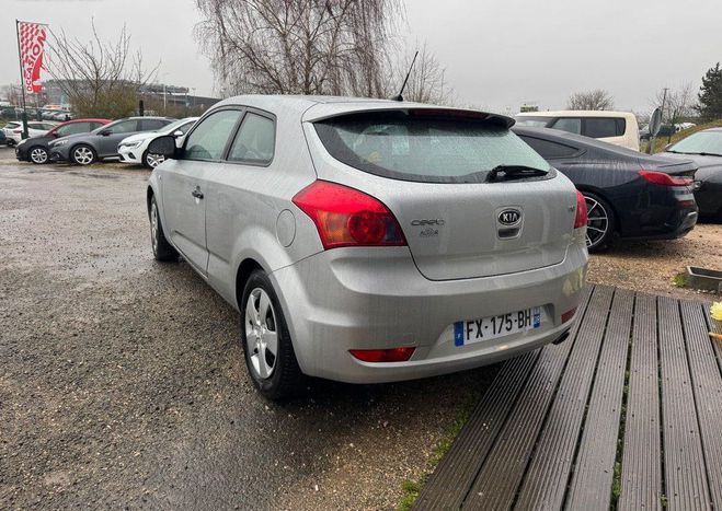 Kia ProCeed cee'd 1.4 cvvt 105ch active 3p Autre de 2009
