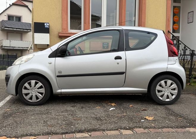 Peugeot 107 1.0 70 access-ct ok-garantie 12 mois Gris de 2013