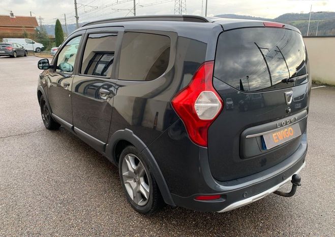 Dacia Lodgy stepway 1.3 tce 130ch attelage-camera Gris de 2019