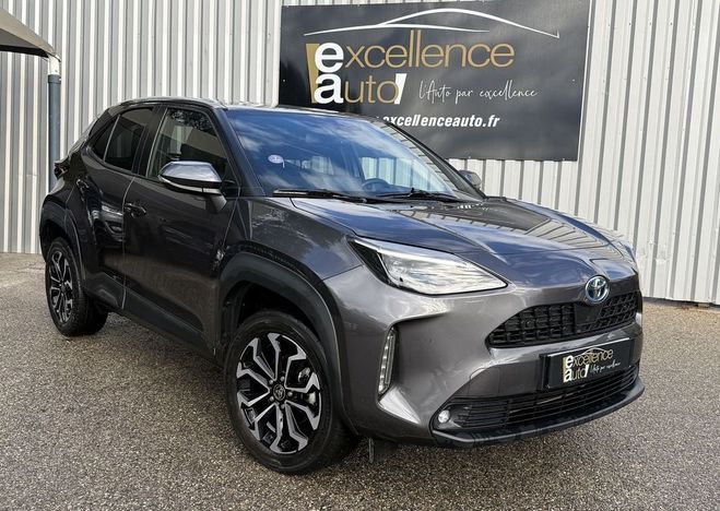 Toyota Yaris Cross 116H DESIGN AWD-I MY21 Gris de 2021
