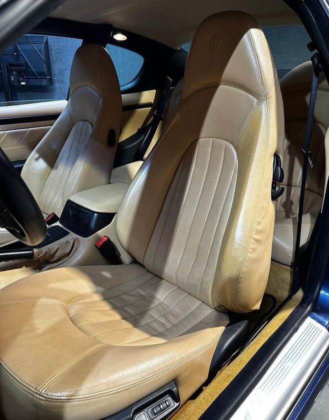 Maserati Coupe 4200 gt cambio corsa 4.2 v8 390 boite f1 Bleu de 2003