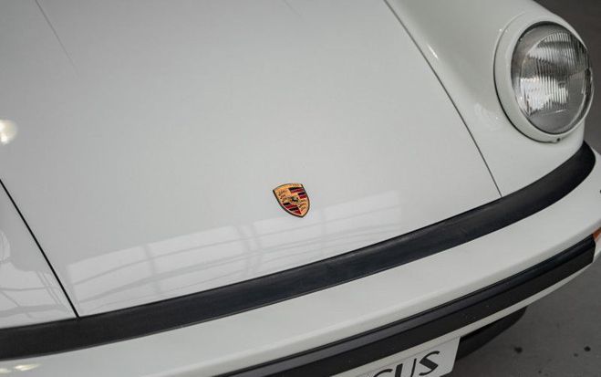 Porsche 911 3.2 915 Blanc de 1985