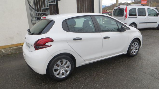 Peugeot 208 1 1.6 BLUE HDI 75 BUSINESS R blanc de 2016