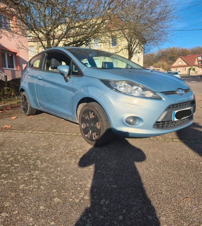 Ford Fiesta 1,4 tdci 70 cv ( gps car play) Bleu de 2009