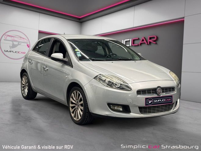 Fiat Bravo 1.6 Multijet 16V 105 DPF Dynamic Gris de 2011