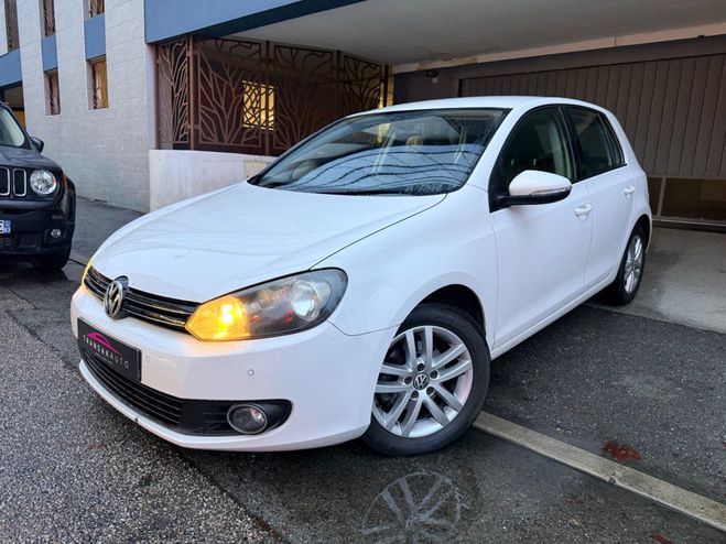 Volkswagen Golf 1.6 L TDI 105 CV FAP CR BlueMotion Confo Blanc de 2011
