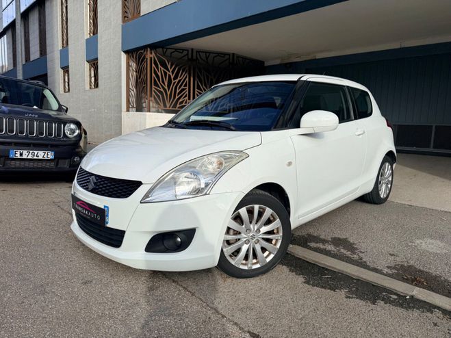 Suzuki Swift 1.2l VVT 92 GLX Blanc de 2011